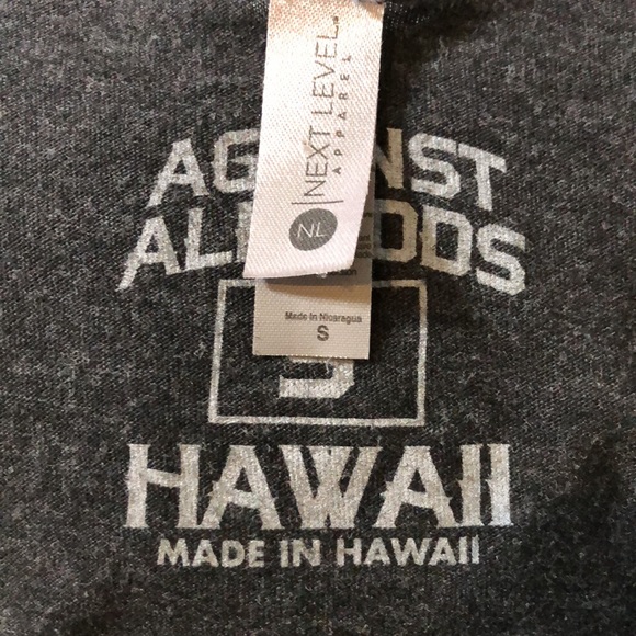 Men’s against all odds lucky we live Hawaii - Picture 3 of 3